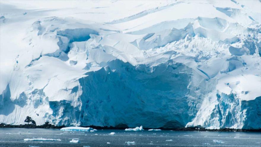 Calentamiento provoca deshielo acelerado de la Antártida | HISPANTV
