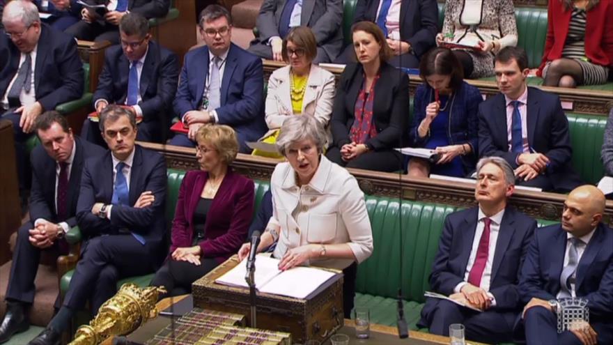 Acuerdo del Brexit de May agoniza ante falta de consenso político