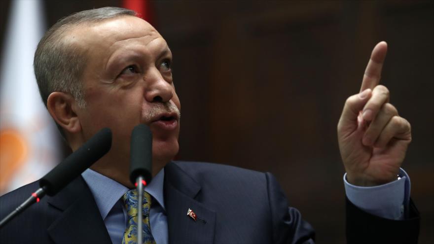 El presidente de Turquía, Recep Tayyip Erdogan, habla ante el Parlamento turco en Ankara, la capital, 15 de enero de 2019. (Foto: AFP)