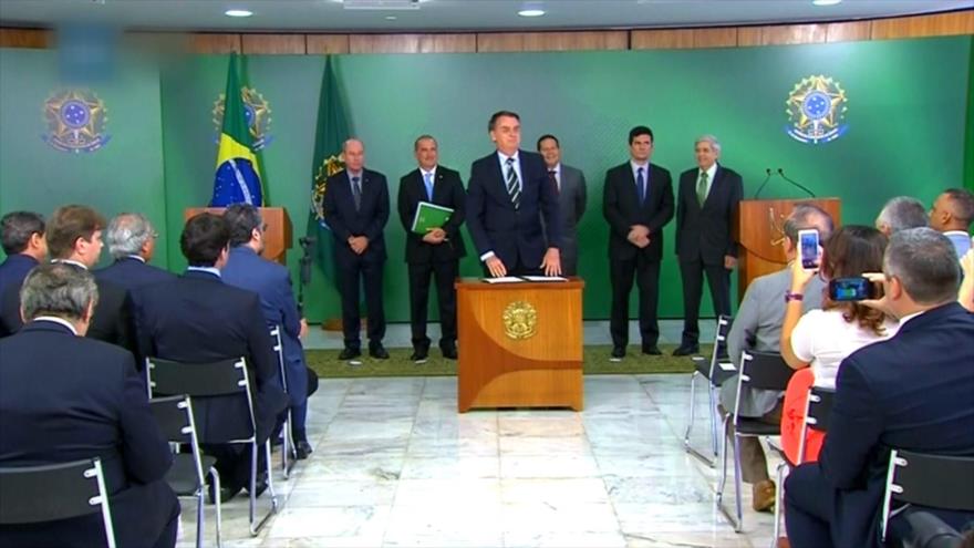 Decreto de Bolsonaro sobre armas genera controversia | HISPANTV
