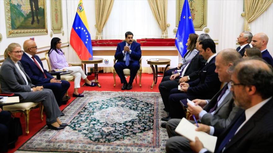 Diplomáticos de UE reafirman su apoyo al segundo mandato de Maduro | HISPANTV