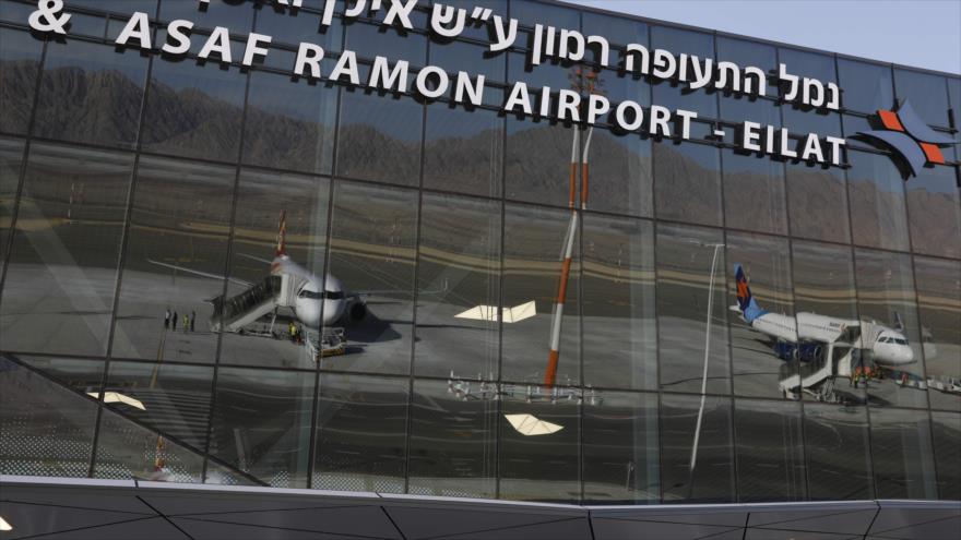 Una vista parcial del nuevo aeropuerto israelí Ramon, al norte de la ciudad de Eilat, en las orillas del mar Rojo, 21 de enero de 2019. (Foto: AFP)