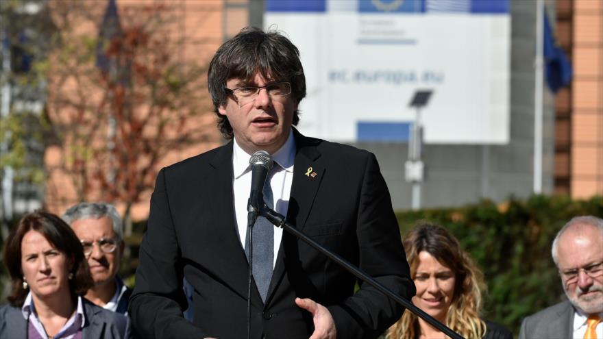 Puigdemont descarta “la mano del Kremlin” en conflicto catalán | HISPANTV