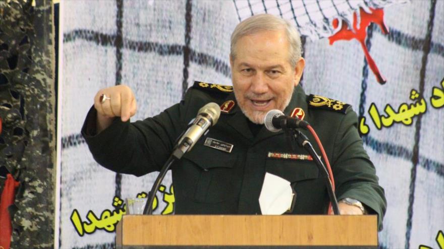 El asesor del Líder de la Revolución Islámica de Irán para Asuntos Militares, el general de división Yahya Rahim Safavi.