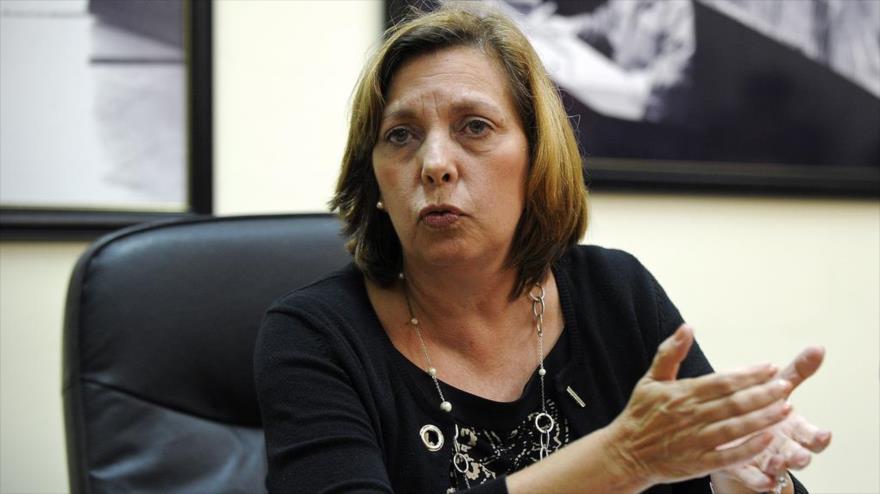 Josefina Vidal, embajadora de Cuba en Ottawa (capital de Canadá) en una rueda de prensa.