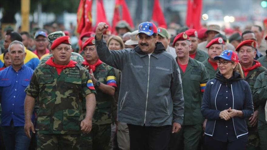 Maduro denuncia “locura guerrerista” de EEUU contra Venezuela