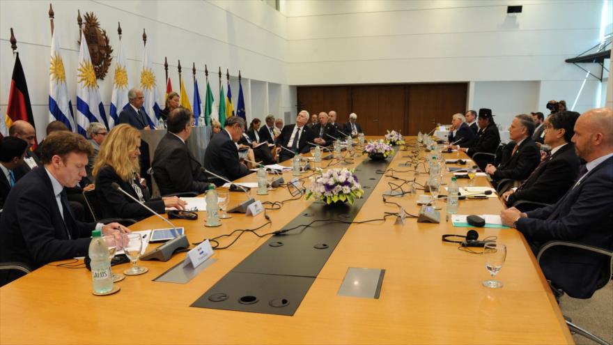 Grupo de contacto pide una solución política para Venezuela