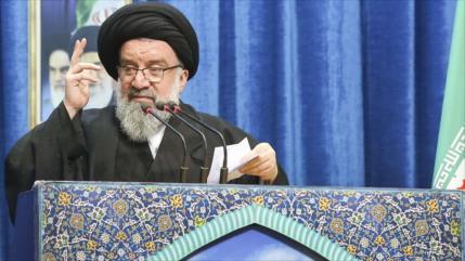 “Misiles caerán como rayos sobre quien agreda a Irán”