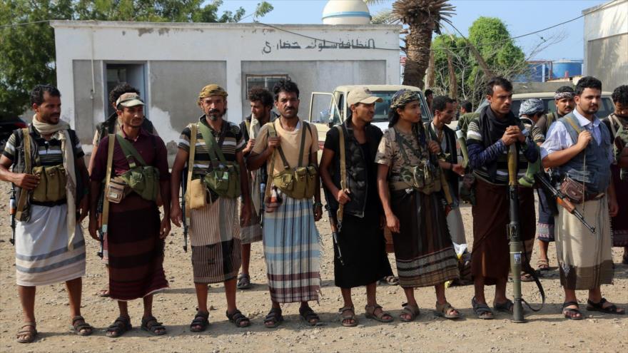 Combatientes del movimiento popular yemení Ansarolá en la ciudad de Al-Hudayda, 8 de enero de 2019. (Fuente: AFP)