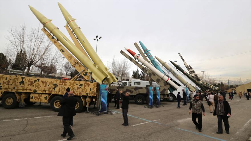 Una exhibición de armamentos iraníes, organizada con motivo del 40.º aniversario de la Revolución Islámica, Teherán, 2 de febrero de 2019. (Foto: AFP)