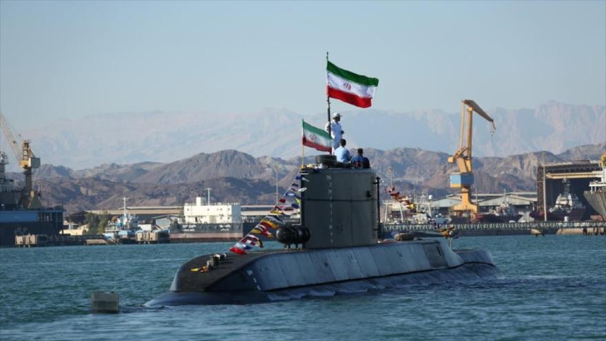 Irán revela un nuevo submarino de fabricación nacional