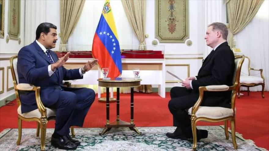 Maduro aboga por entablar un diálogo “franco” con la oposición 
