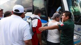 Detienen a unos 200 migrantes en frontera entre México-Guatemala
