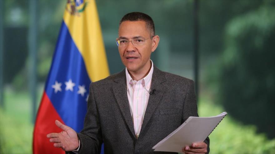 El ministro de Comunicaciones e Información de Venezuela, Ernesto Villegas Poljak.