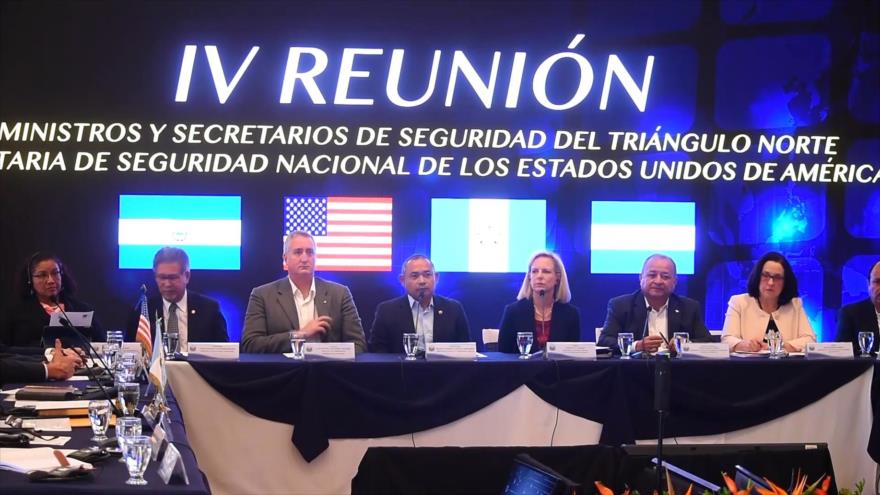 EEUU presiona a Centroamérica por caravanas de migrantes