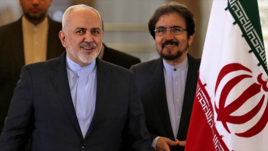 Mohamad Yavad Zarif, canciller de Irán, asiste a una rueda de prensa en Teherán, capital persa, 13 de febrero de 2019. (Foto: AFP)