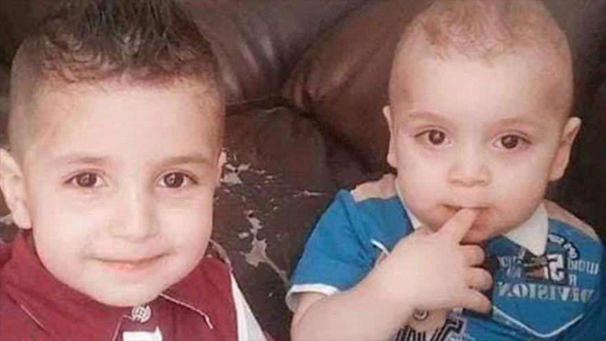 2 niños palestinos se queman vivos por trabas de Israel a bomberos 