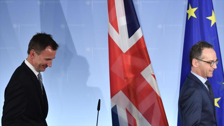 Londres retrasará el Brexit si Parlamento rechaza acuerdo de May