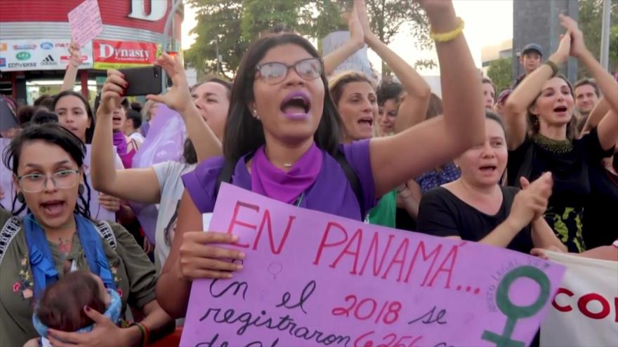 Mujeres panameñas exigen mejores condiciones de vida y trabajo