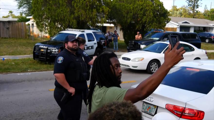 Comunidades de color en EEUU, víctimas de brutalidad policial | HISPANTV