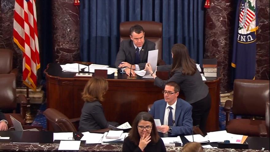 Senado rechaza el estado de emergencia de Trump por el muro