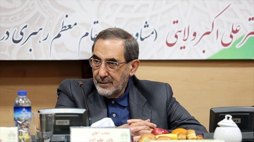 El asesor del Líder de la Revolución Islámica de Irán para Asuntos Internacionales, Ali Akbar Velayati.