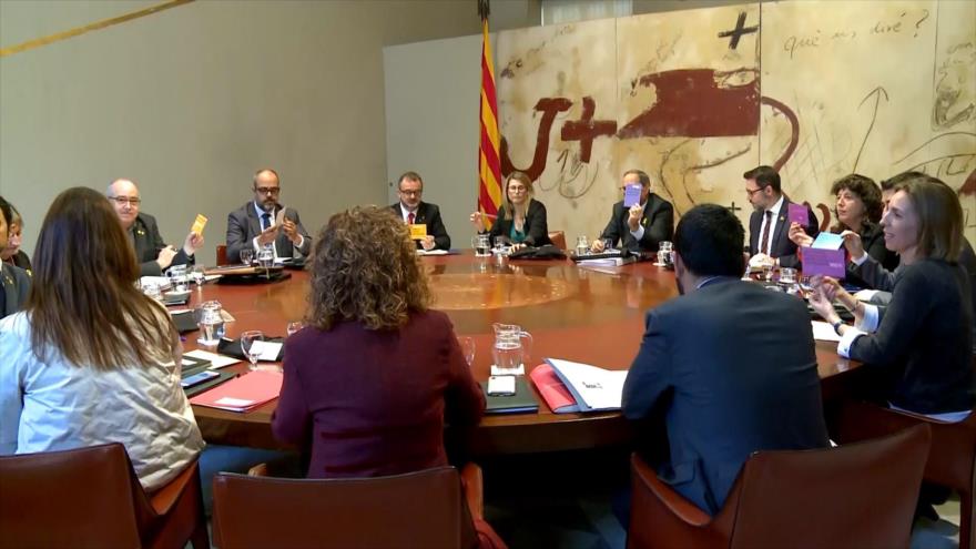 Junta electoral lanza un ultimátum al Gobierno catalán