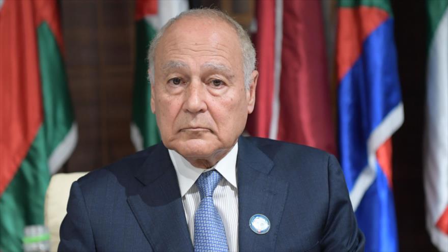 El secretario general de la Liga Árabe, Ahmed Boul Gheit, en una reunión interministerial de los países árabes, 4 de marzo de 2019. (Foto: AFP)