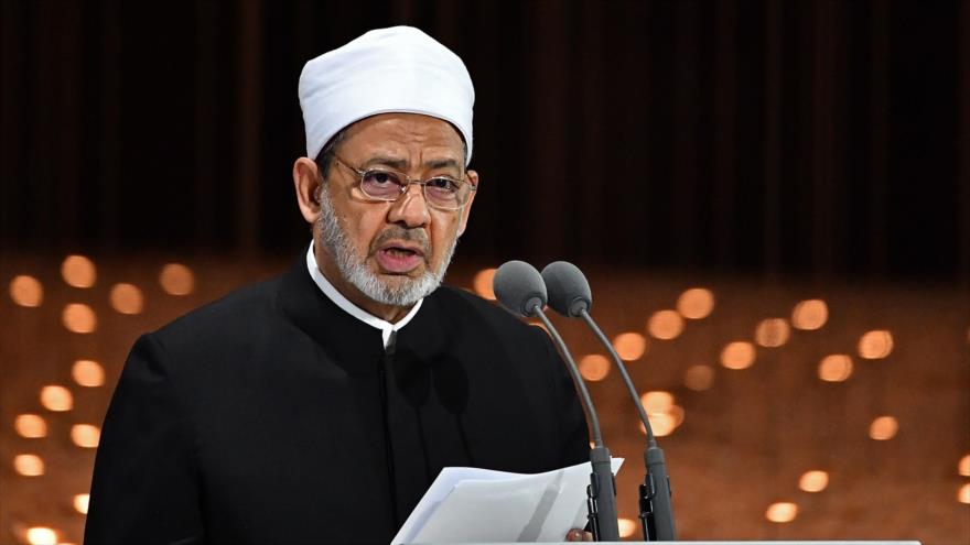 El Imam de la mezquita egipcia de Al-Azhar, Ahmad al-Tayeb, Abu Dhabi, 4 de febrero de 2019. (Fuente: AFP)