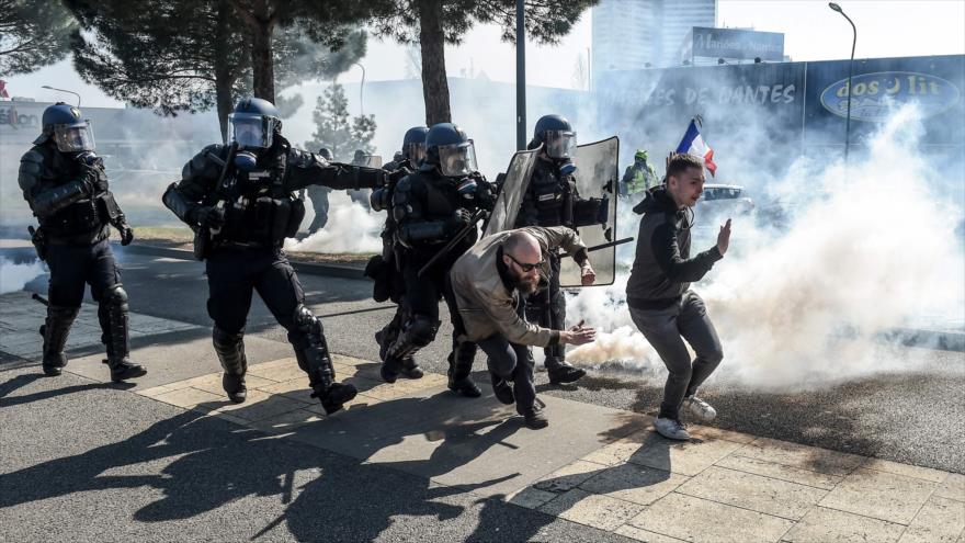 19.º sábado consecutivo de manifestaciones de los chalecos amarillos, ciudad de Nantes, sur de Francia, 23 de marzo de 2019. (Foto: AFP)