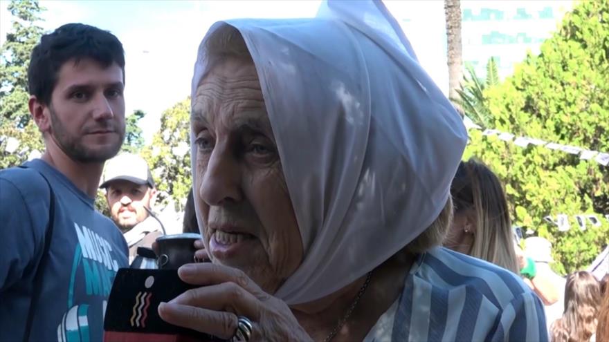 Multitudinaria marcha a 43 años del golpe de Estado en Argentina