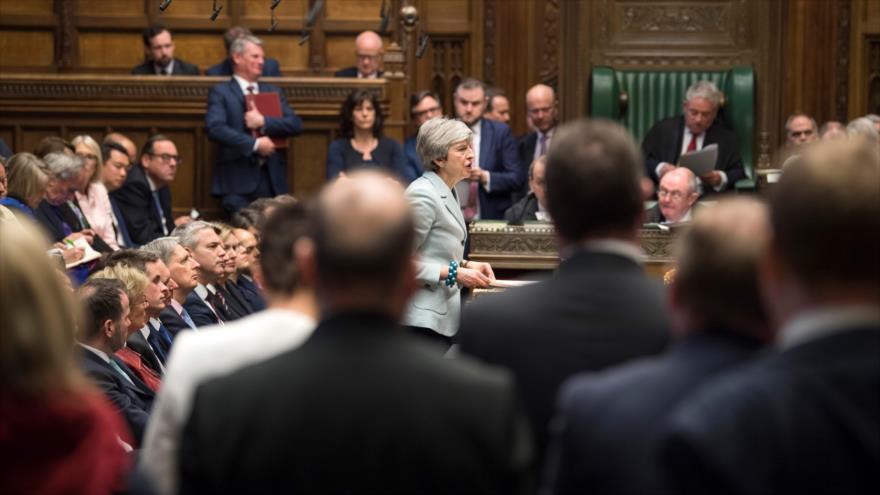 Parlamento aprueba enmienda y quita a May control del Brexit | HISPANTV