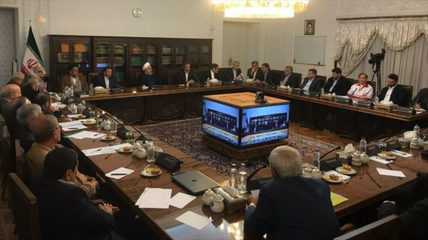 El presidente de Irán, Hasan Rohani, preside la reunión de la Organización de la Gestión de Crisis del país, 24 de marzo de 2019.