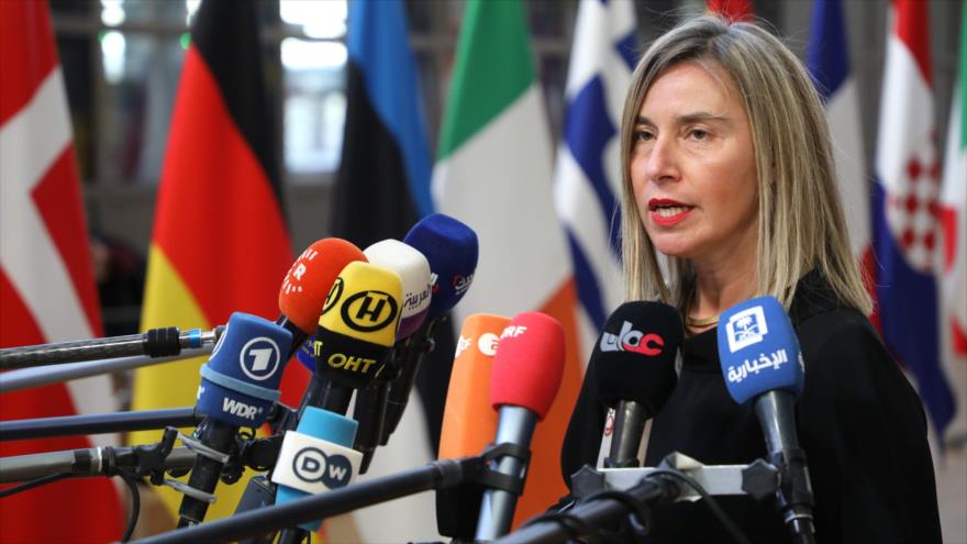 La jefa de la Diplomacia de la Unión Europea, Federica Mogherini, habla en una rueda de prensa en Bruselas, 21 de marzo de 2019. (Foto: AFP)