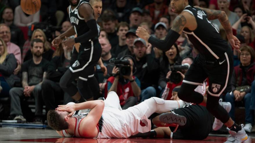 Vídeo: Jugador de la NBA Nurkic sufre una aterradora lesión