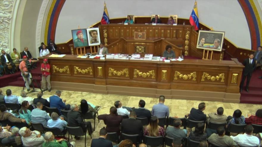 En Venezuela permiten avanzar en causa judicial contra Guaidó