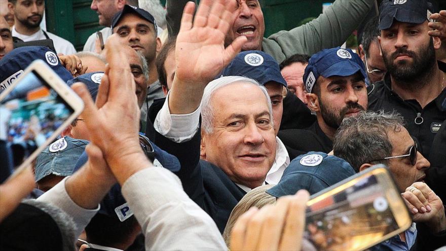 Vídeo: Lanzan tomate contra Netanyahu en su campaña electoral