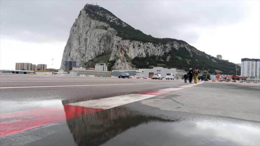 Vista del aeropuerto internacional de Gibraltar (Reino Unido), al sur de España. (Foto: Reuters)