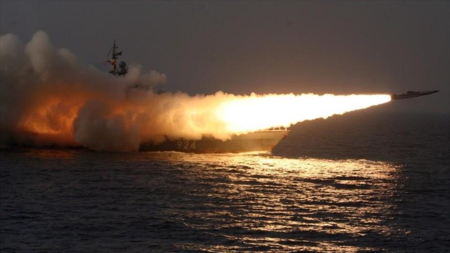 Vídeo: Rusia dispara misiles supersónicos en el mar Negro