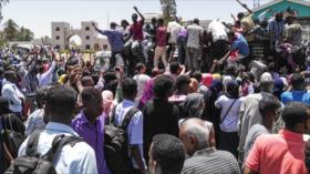 Siguen protestas en Sudán en medio de la represión policial