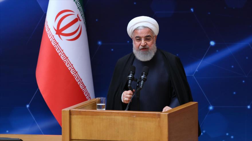 El presidente iraní, Hasan Rohani, habla en el acto celebrado con motivo del Día Nacional de la Tecnología Nuclear, en Teherán, 9 de abril de 2019.