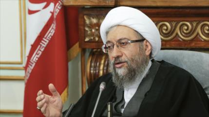 ‘Irán responderá de manera inmediata si EEUU actúa contra el CGRI’