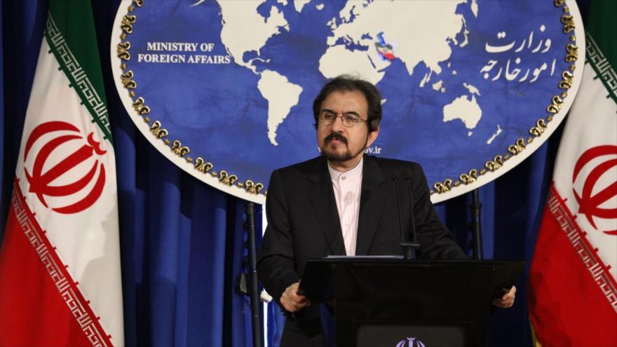 Portavoz de la Cancillería de Irán, Bahram Qasemi, ofrece una rueda de prensa.