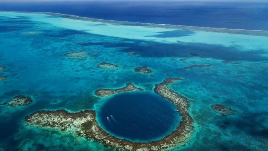 El Abismo de Challenger en la fosa Marianas, en el océano Pacífico, el lugar más profundo del planeta.