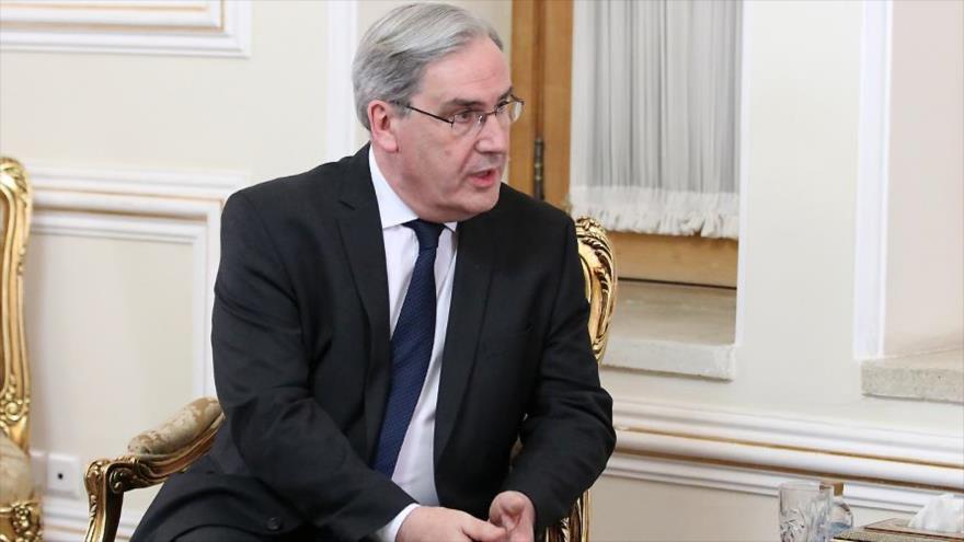 El nuevo embajador francés en Irán, Philippe Thiebaud, en la Cancillería iraní, Teherán, 14 de abril de 2019.