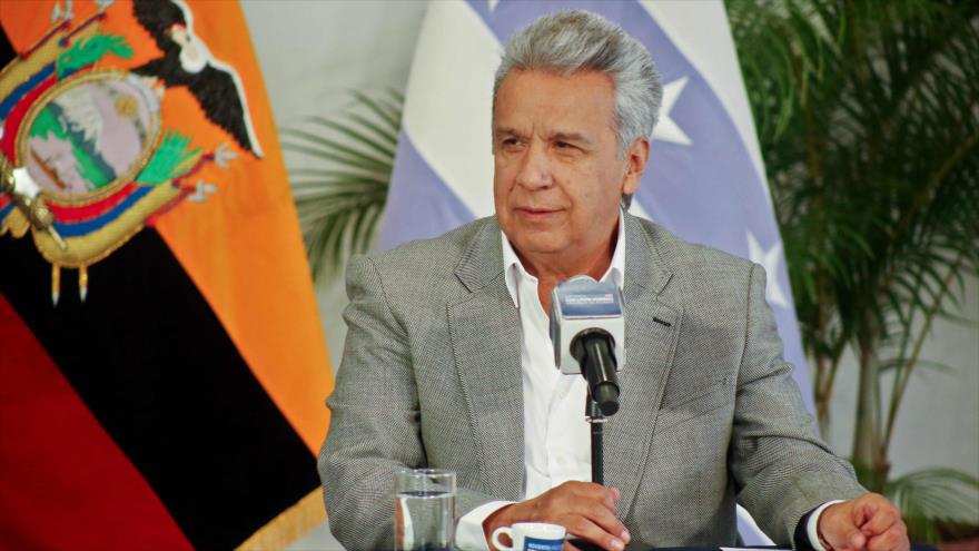 El presidente ecuatoriano, Lenín Moreno, habla durante una entrevista con la prensa en Guayaquil, 2 de abril de 2019. (Foto: AFP)