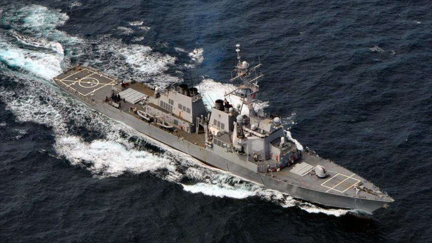 El destructor estadounidense USS Ross.