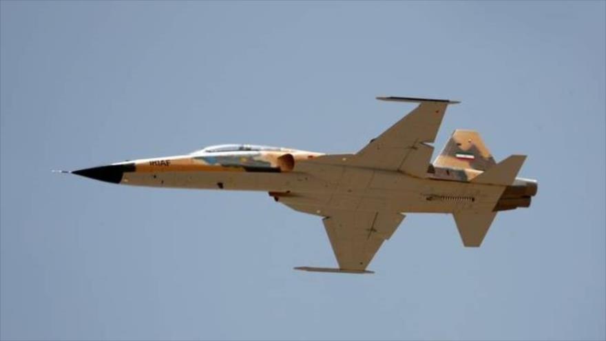 Irán presenta el avión de combate llamado Kosar, que es completamente de fabricación nacional, 21 de agosto de 2018. (Foto: Mashreghnews)