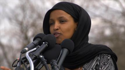 Ataque de Trump a congresista musulmana fue demasiado lejos