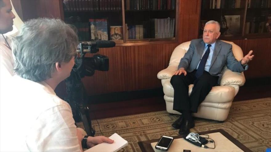 Embajador ruso en Venezuela, Vladimir Zaemskiy, mantiene una entrevista con la agencia The Associated Press en Caracas, capital venezolana, 17 de abril de 2019.